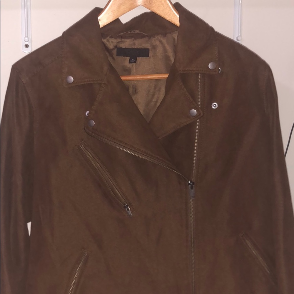 Jacket - Picture 2 of 3